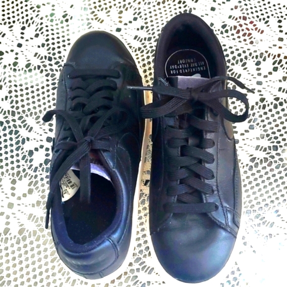 Nike sports shoes  size 6.5  Good conditions - Picture 6 of 16